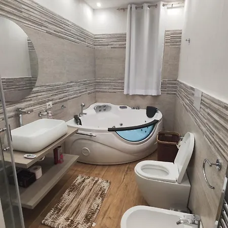 Infinity Luxury Guest house *
